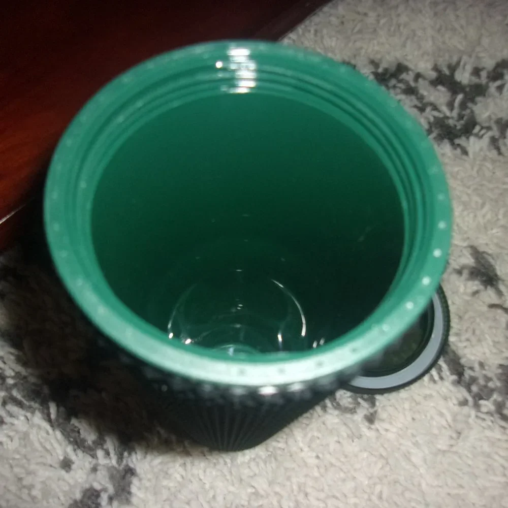 Limited Edition Starbucks Studded Matte Dark Green 24 oz Tumbler Used